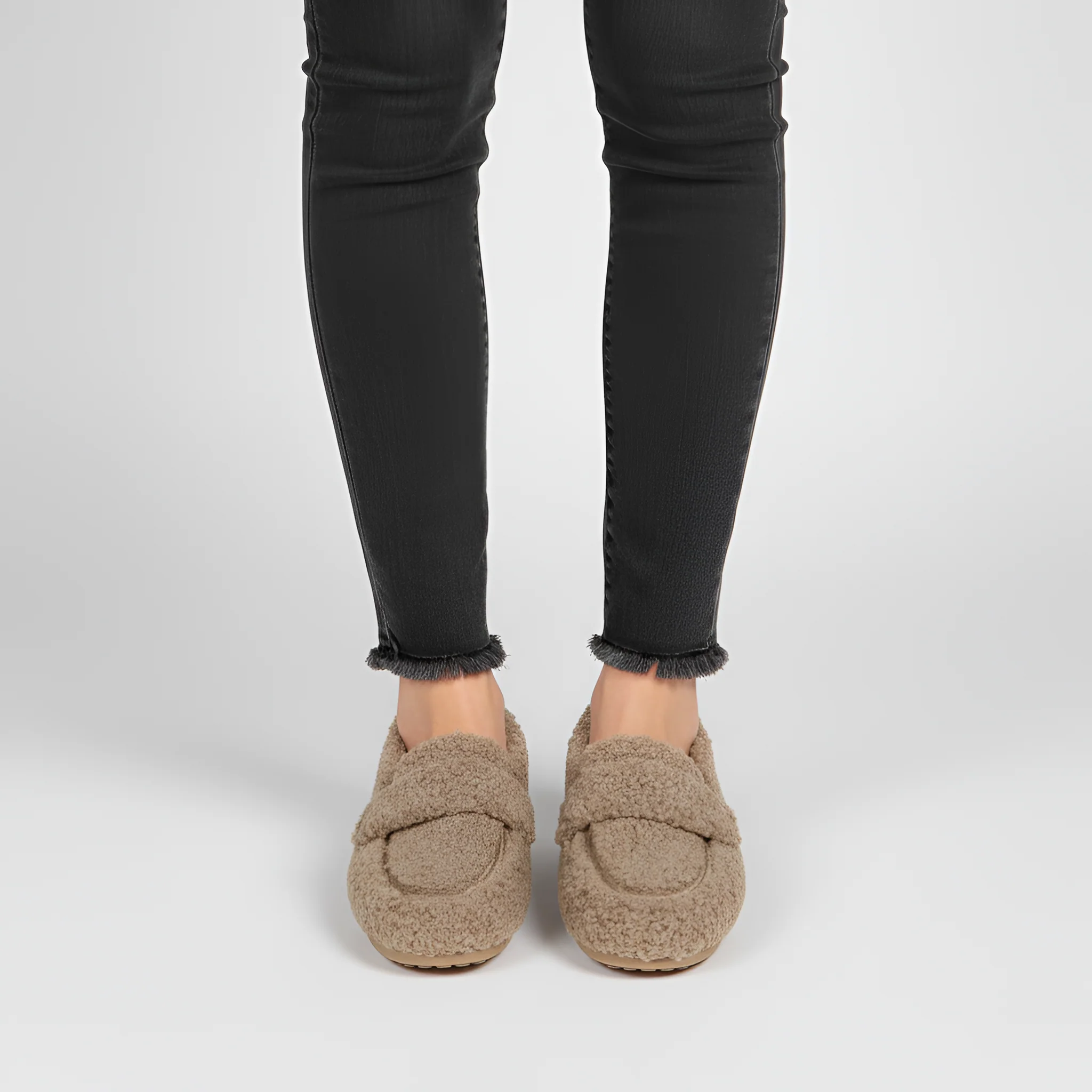 Mocassini Donna in Pelliccia Sintetica Slip-On Comfort per Uso Quotidiano - Image 4