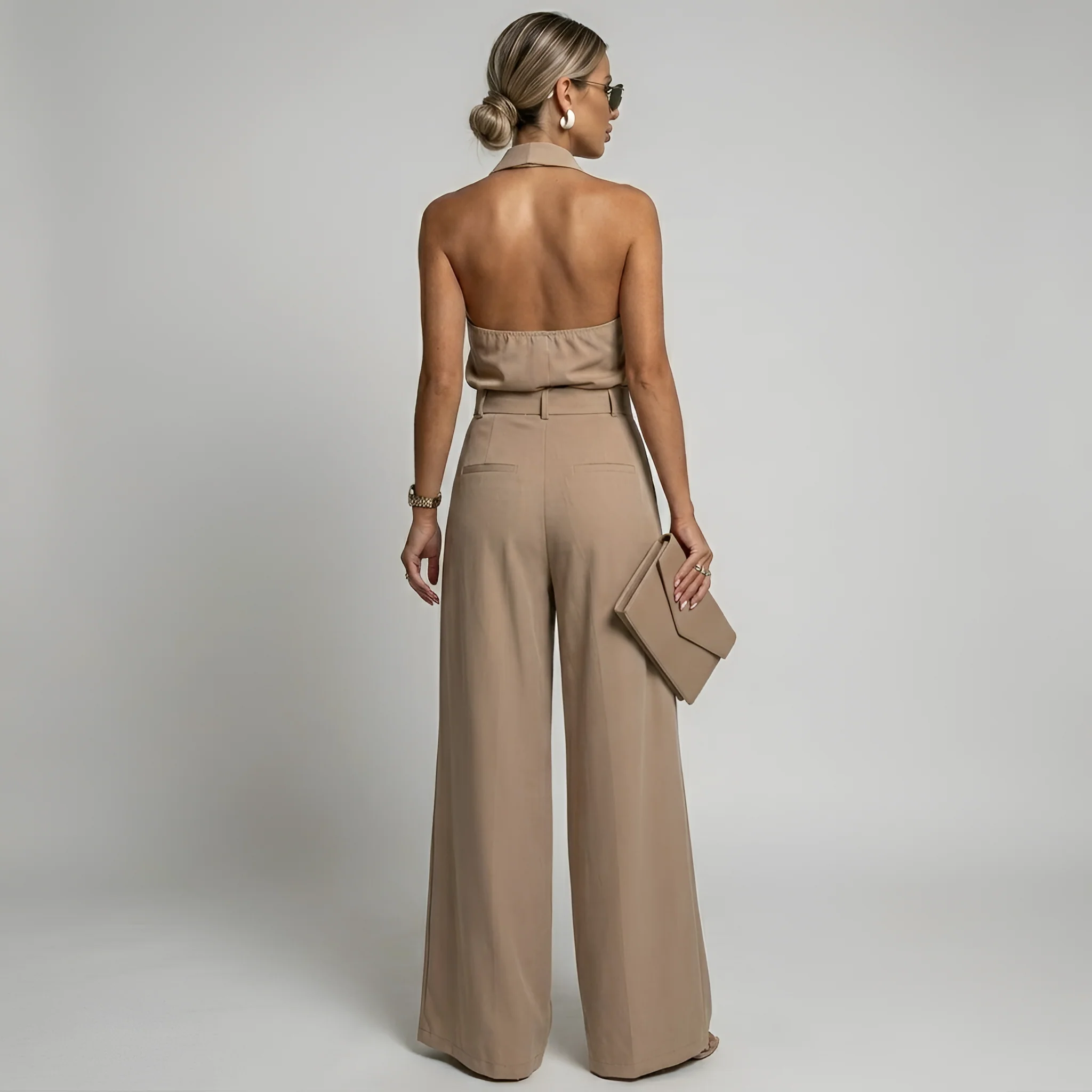 Tuta Elegante Donna con Pantaloni Palazzo e Top Halter Collo Alto - Image 3